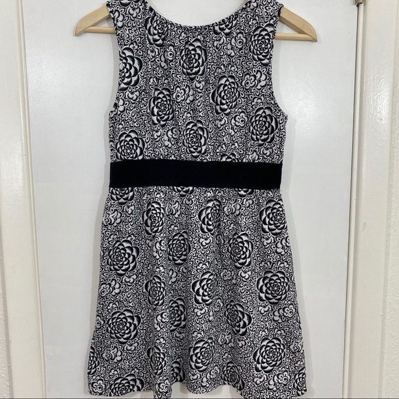 Express Tunic - Picture 4 of 7